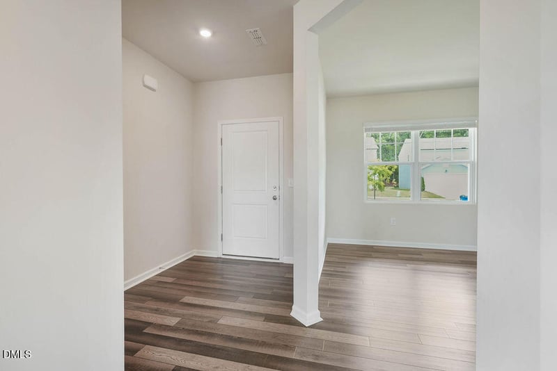 1521 Arapahoe Ridge Dr, Raleigh, NC 27604