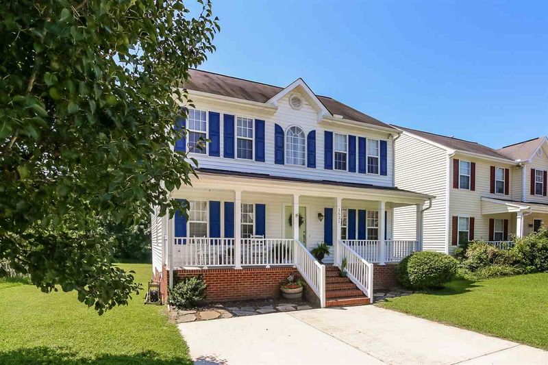 1521 Crag Burn Ln, Raleigh, NC 27604