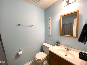 1521 Creekwood Ct #201, Raleigh, NC 27603