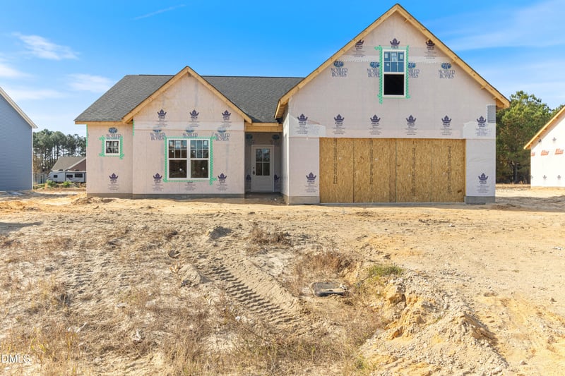 1521 Eastbay Dr, Fayetteville, NC 28312