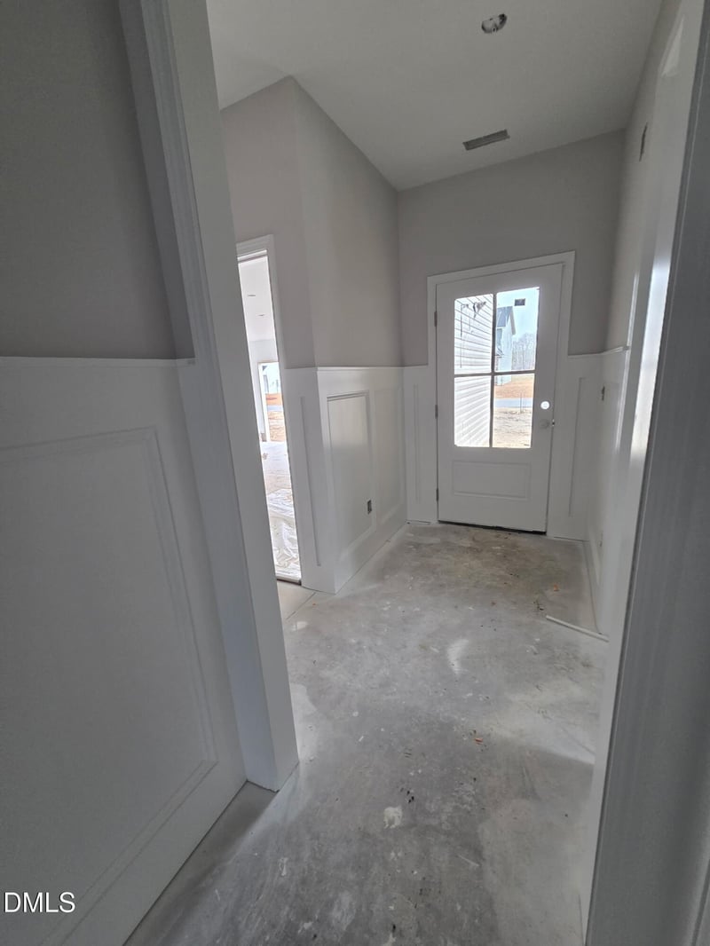 1521 Eastbay Dr, Fayetteville, NC 28312