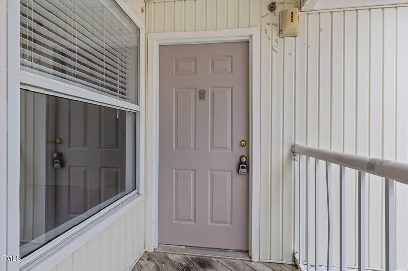 1521 Graduate Ln #302, Raleigh, NC 27606