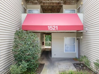1521 Graduate Ln #302, Raleigh, NC 27606