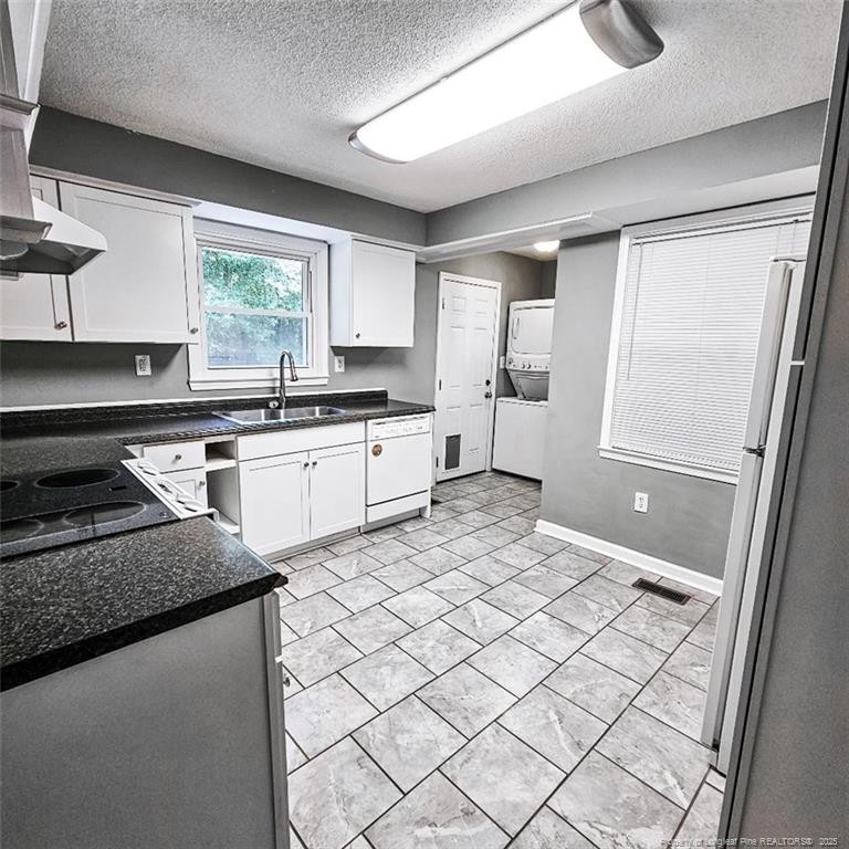 1521 Us Highway 401 Hw, Lillington, NC 27546