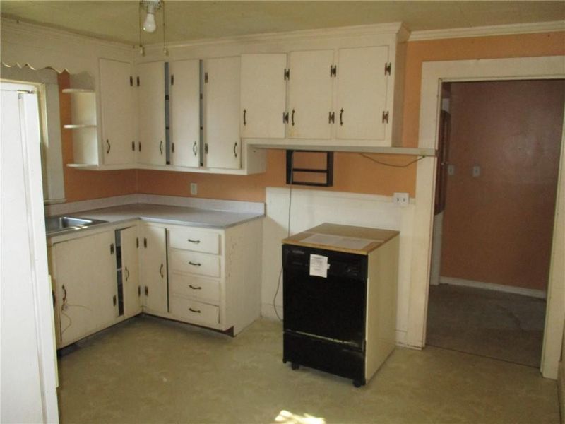 1522 Melody, Burlington, NC 27215
