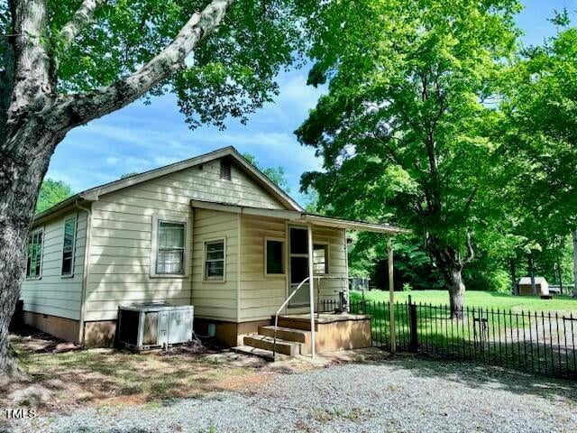1522 Nc 70, Hillsborough, NC 27278