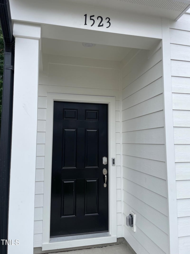 1523 Crescent Townes Way, Raleigh, NC 27604