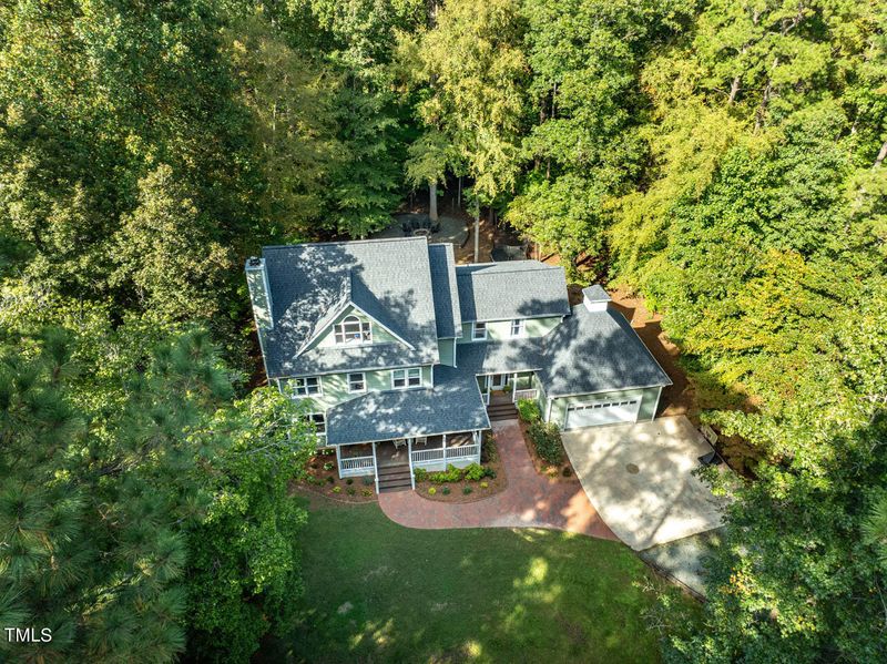 1523 Meadow Ln, Chapel Hill, NC 27516