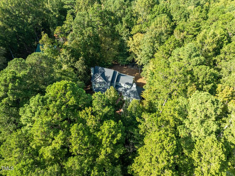 1523 Meadow Ln, Chapel Hill, NC 27516