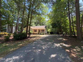 1523 Middle Ridge Dr, Willow Springs, NC 27592