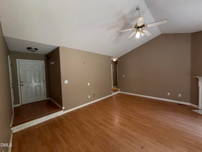 1523 Middle Ridge Dr, Willow Springs, NC 27592