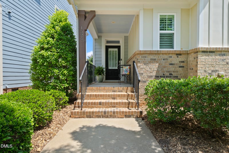 1524 Crafton Way, Raleigh, NC 27607