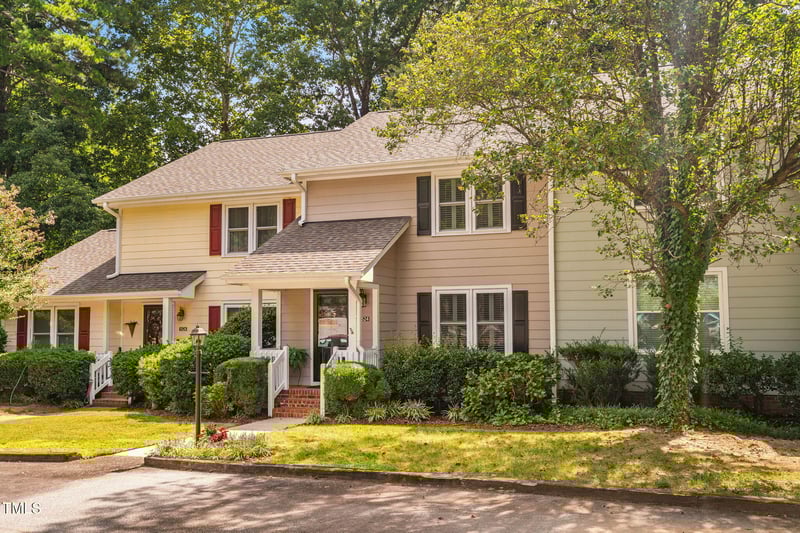 1524 Edgeside Ct, Raleigh, NC 27609