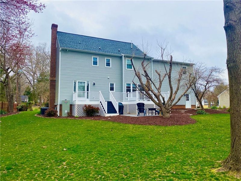 1524 Edgewood Ave, Burlington, NC 27215