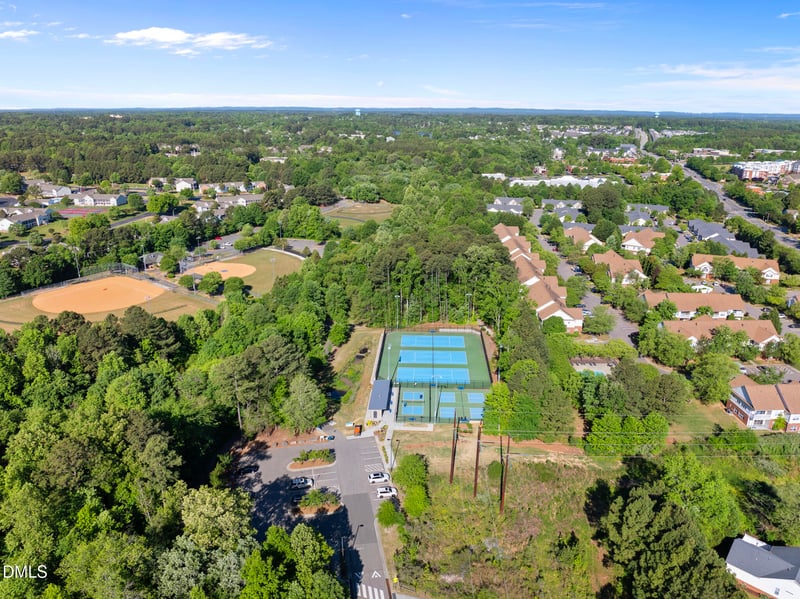 1524 Kudrow Ln, Morrisville, NC 27560