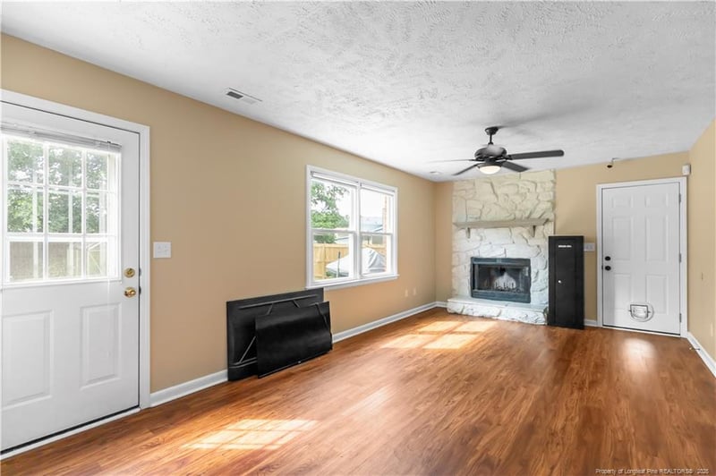 1524 Stackhouse Dr, Fayetteville, NC 28314