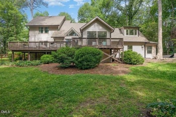 1525 Arboretum Dr, Chapel Hill, NC 27517