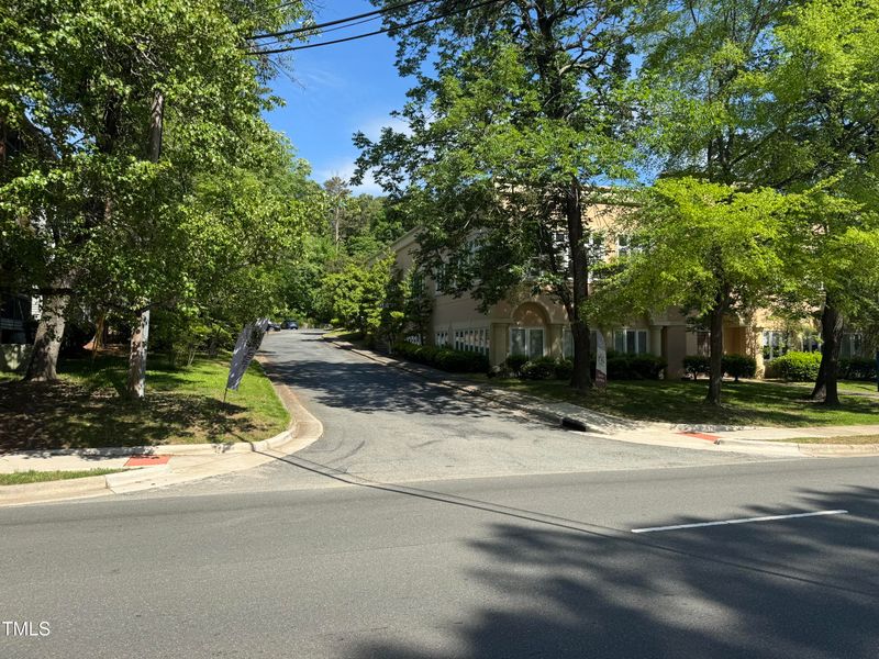 1525 E Franklin St #Ste 5a, Chapel Hill, NC 27514