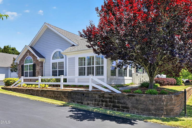 1525 Orchard Villas Ave, Apex, NC 27502