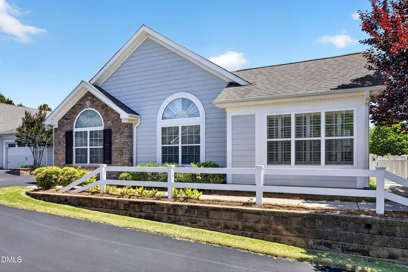 1525 Orchard Villas Ave, Apex, NC 27502