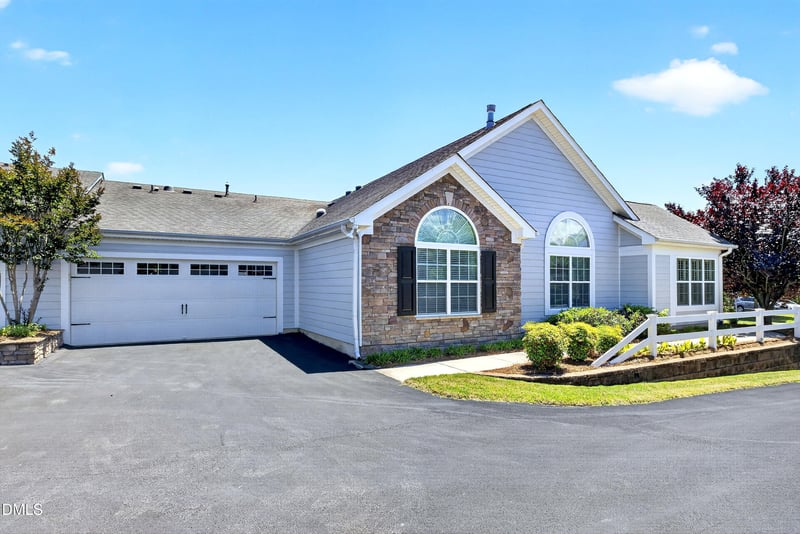 1525 Orchard Villas Ave, Apex, NC 27502