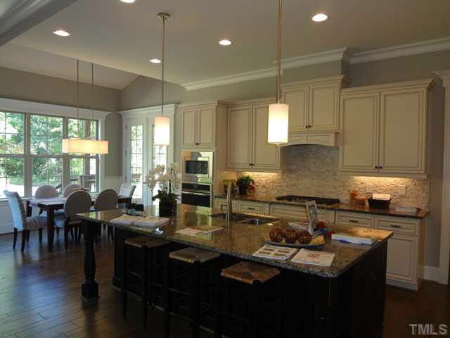 1525 Ridgeway Bluff Ct, Wake Forest, NC 27587