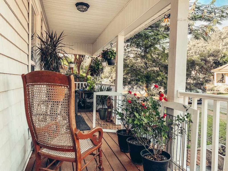 1525 Sunrise Ave, Raleigh, NC 27608