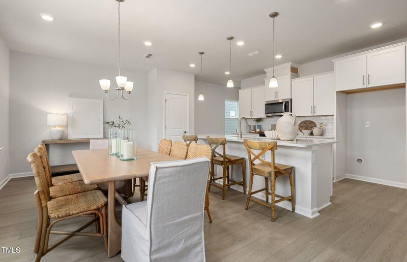 1525 Tamarisk Ln, Durham, NC 27703