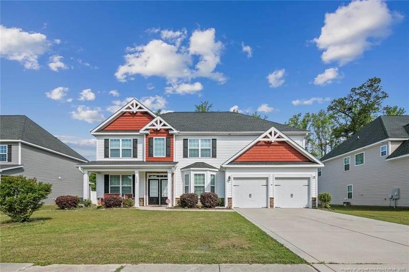 1526 Elk Run Dr, Fayetteville, NC 28312