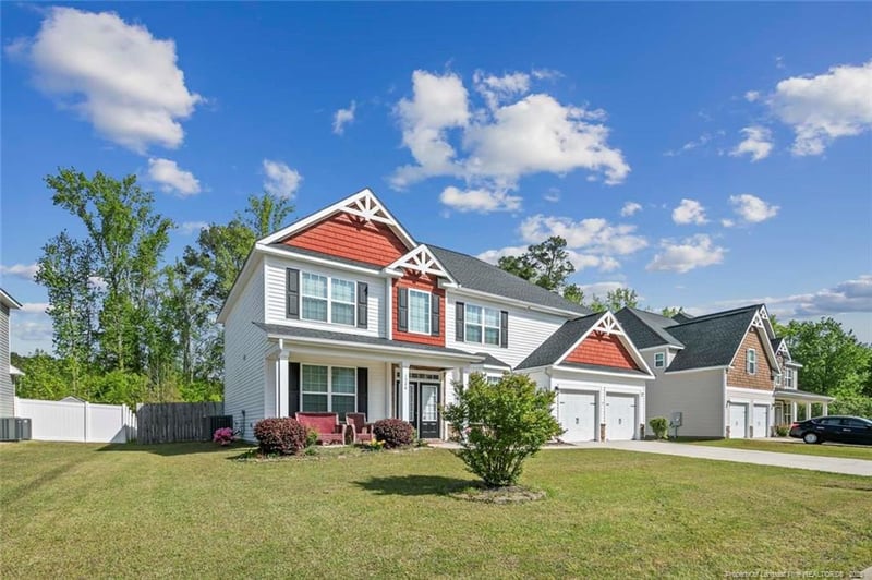 1526 Elk Run Dr, Fayetteville, NC 28312