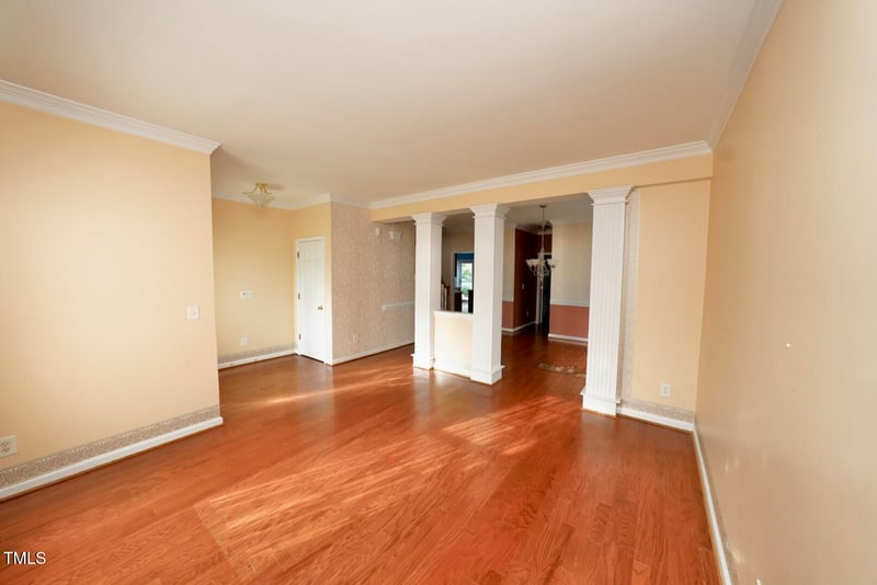 1526 Roaring Rapids Rd, Raleigh, NC 27610