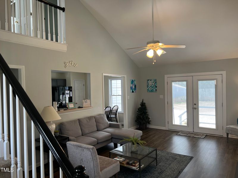 1527 Carson St, Raleigh, NC 27608