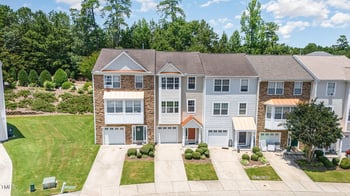 1527 Haywards Heath Ln, Apex, NC 27502