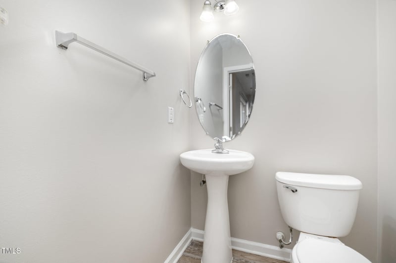 1527 Haywards Heath Ln, Apex, NC 27502