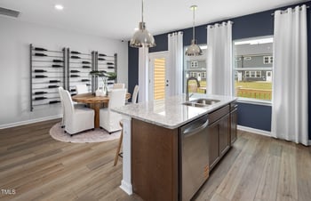 1527 Tamarisk Ln, Durham, NC 27703