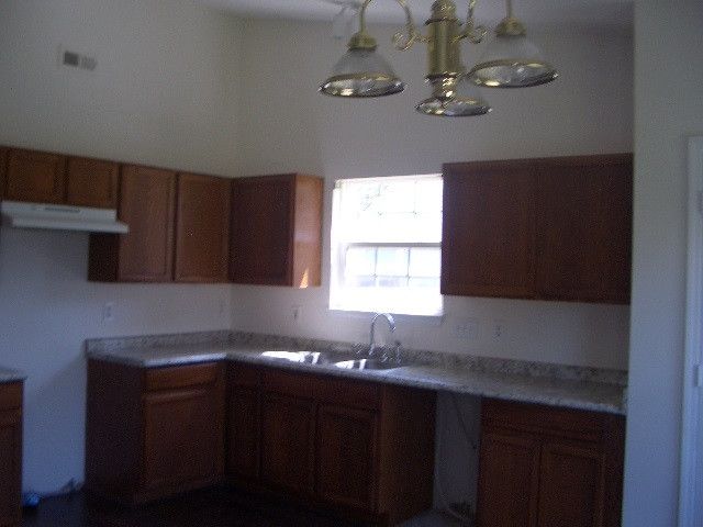 1528 Clover Ridge Ct, Raleigh, NC 27610