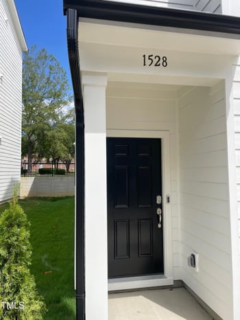1528 Crescent Townes Way, Raleigh, NC 27604