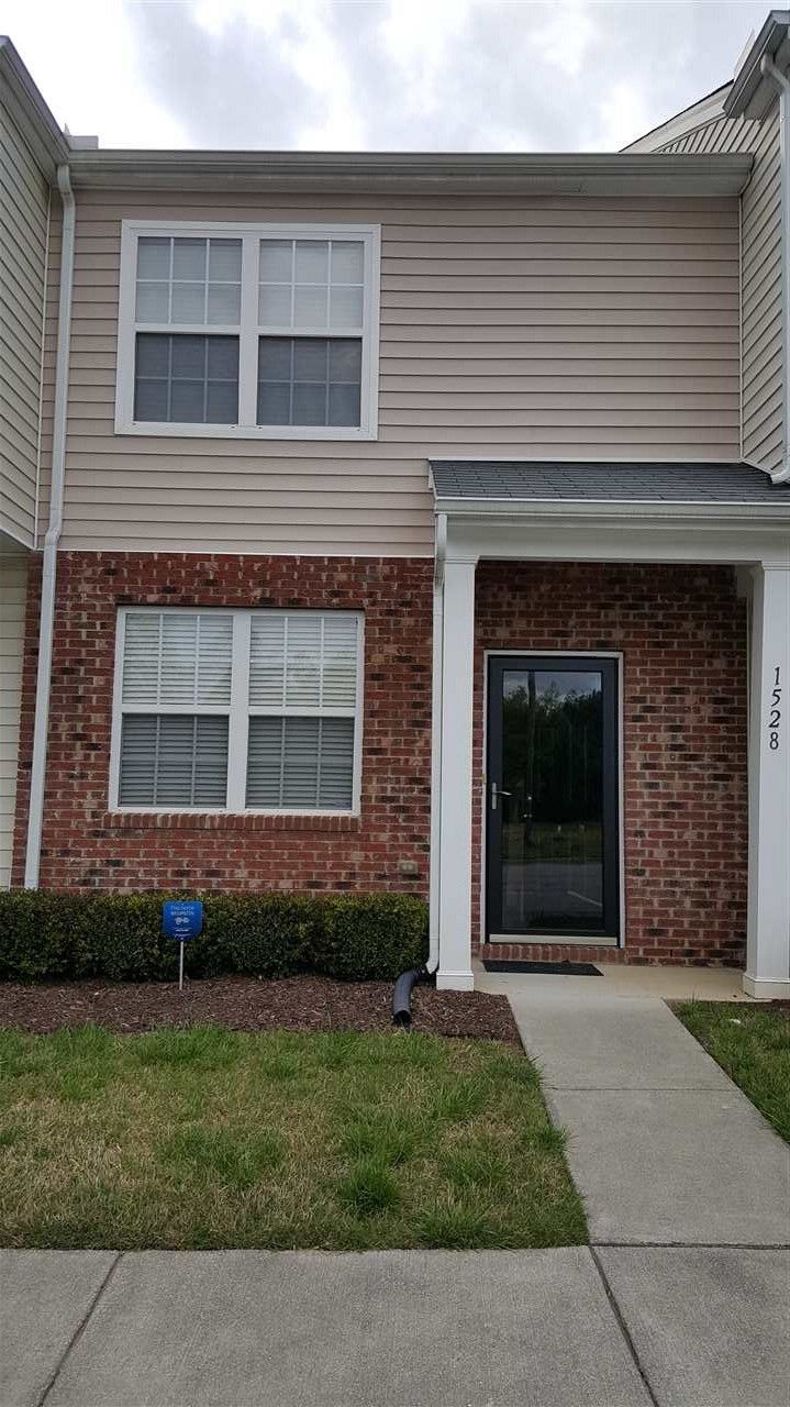 1528 Oxleymare Dr, Raleigh, NC 27610