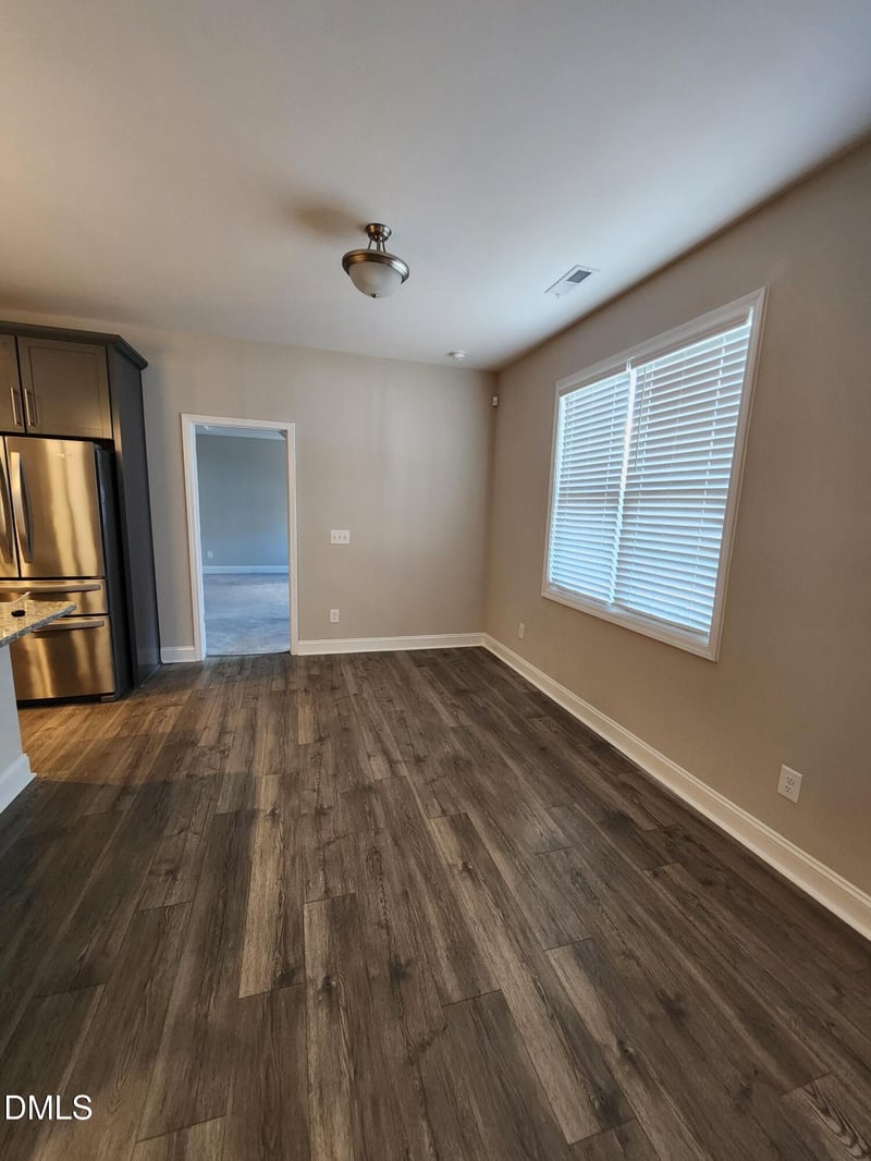 1528 Vergeland Dr, Hope Mills, NC 28348