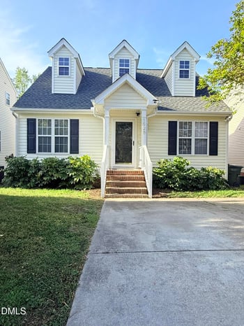 1529 Crag Burn Ln, Raleigh, NC 27604