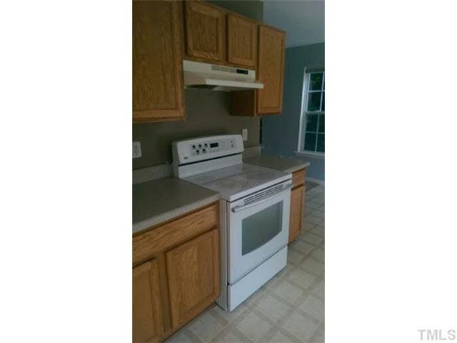 1529 Cricket Ridge Dr, Raleigh, NC 27610