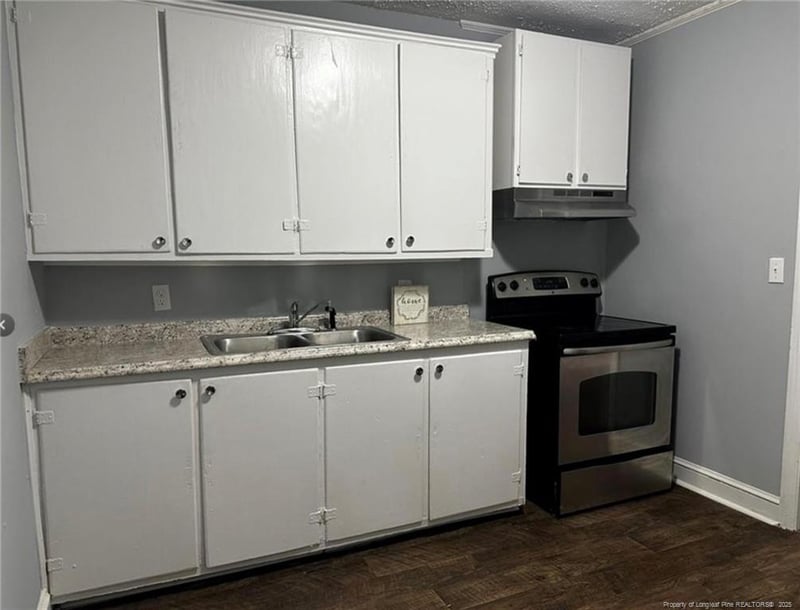 1529 Lacy St, Fayetteville, NC 28305