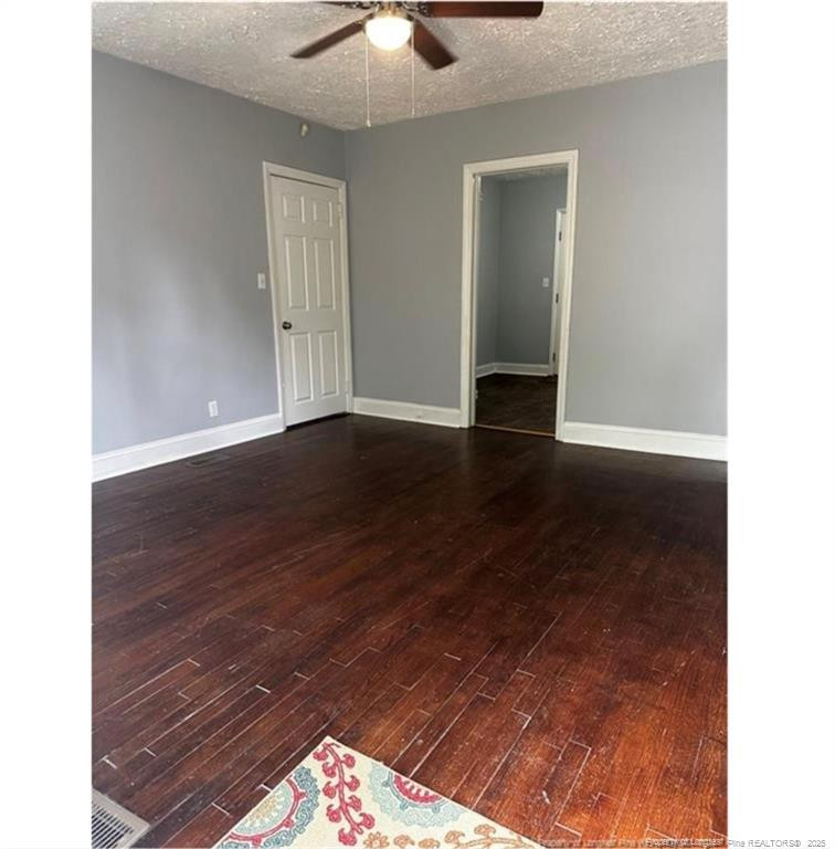 1529 Lacy St, Fayetteville, NC 28305