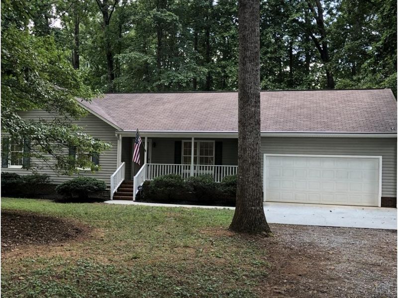 1529 Sykes, Mebane, NC 27253
