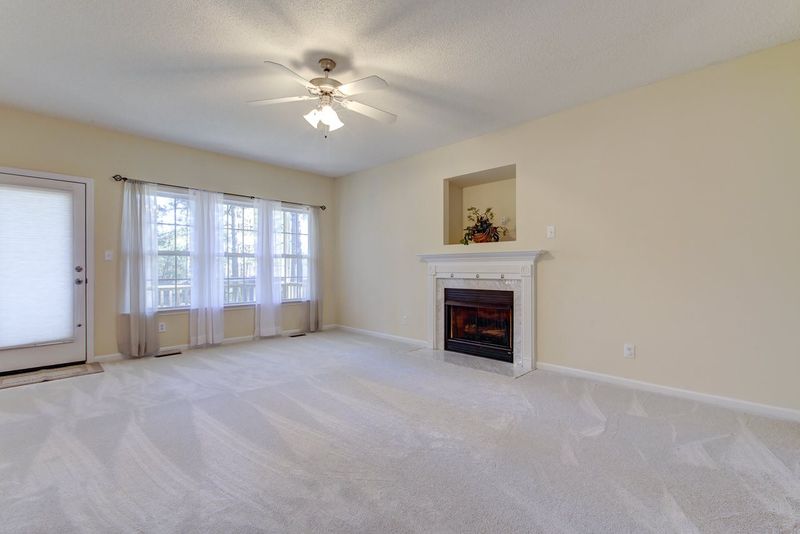 153 Cabin Grove Ct, Angier, NC 27501