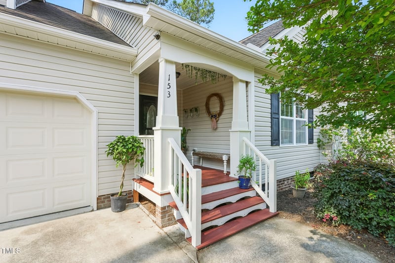 153 Hickory Nut Dr, Smithfield, NC 27577