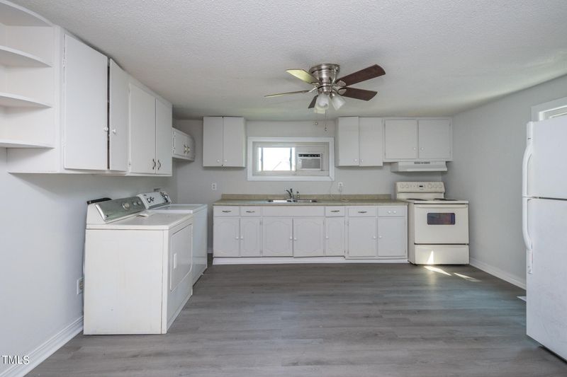 153 W Lillington St, Angier, NC 27501