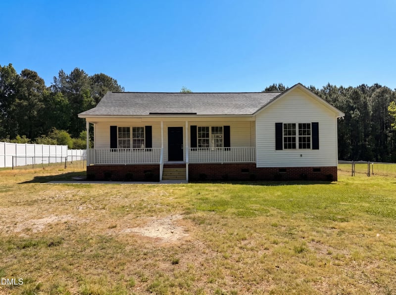 153 Sommerset Dr, Clayton, NC 27520