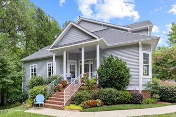 153 Summit Oaks Ln, Holly Springs, NC 27540