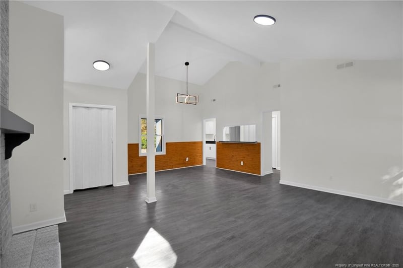 1530 Argon Ave, Fayetteville, NC 28311